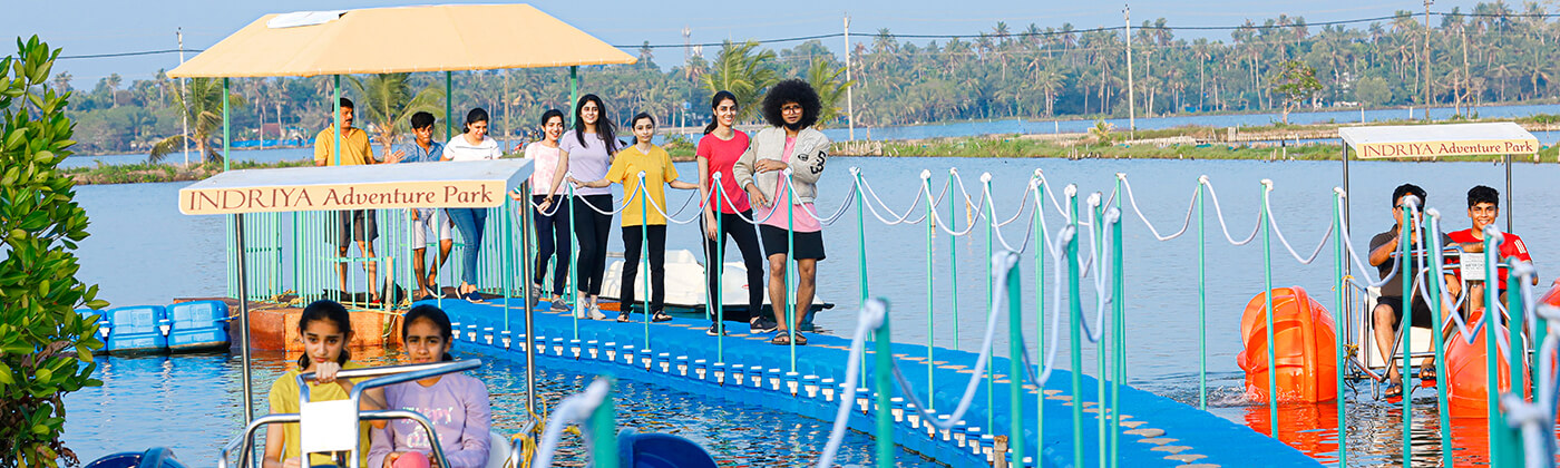 floating bridge in Cherai, Kerala